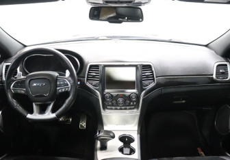 Подержанный автомобиль Jeep Grand Cherokee 2013 года (14 фото)
