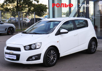 Подержанный автомобиль Chevrolet Aveo Hatchback 2012 года (1 фото)
