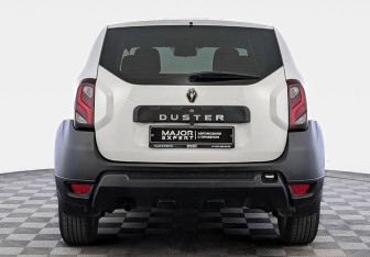 Подержанный автомобиль Renault Duster 2020 года (6 фото)