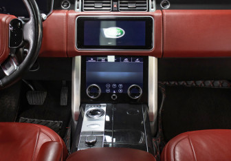 Подержанный автомобиль Land Rover Range Rover 2019 года (15 фото)