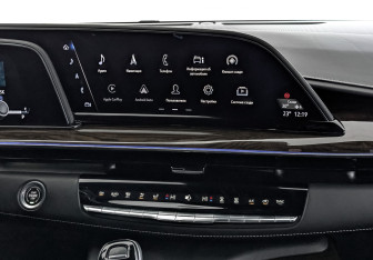 Подержанный автомобиль Cadillac Escalade Suv 2022 года (17 фото)