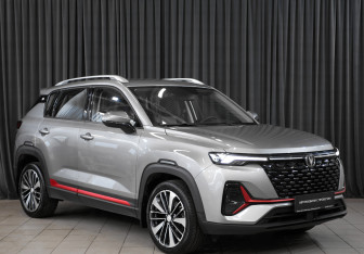 Подержанный автомобиль Changan CS35PLUS 2023 года (3 фото)