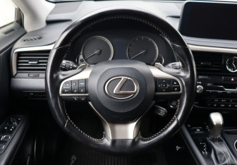 Подержанный автомобиль Lexus RX 2020 года (15 фото)