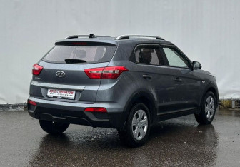 Подержанный автомобиль Hyundai Creta 2021 года (5 фото)