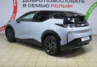 Подержанный автомобиль Zeekr X 2023 года (6 фото)