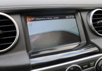 Подержанный автомобиль Land Rover Discovery 2014 года (20 фото)