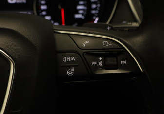 Подержанный автомобиль Audi Q5 2017 года (11 фото)