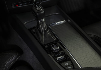 Подержанный автомобиль Volvo S60 2020 года (22 фото)