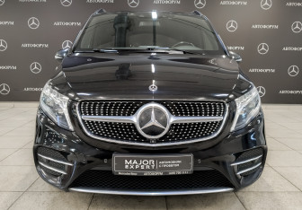 Подержанный автомобиль Mercedes-Benz Vito 2019 года (2 фото)