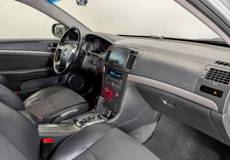 Подержанный автомобиль Chevrolet Epica 2011 года (11 фото)