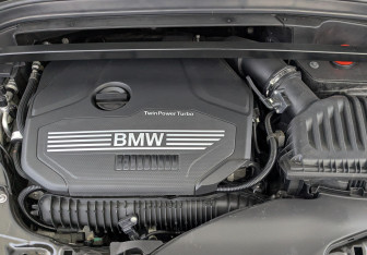 Подержанный автомобиль BMW X1 2018 года (9 фото)