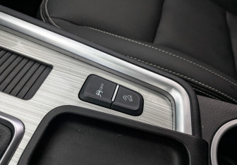 Подержанный автомобиль Geely Emgrand X7 2019 года (25 фото)