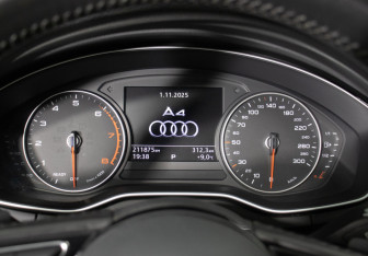 Подержанный автомобиль Audi A4 Sedan 2016 года (12 фото)