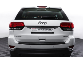Подержанный автомобиль Jeep Grand Cherokee 2013 года (6 фото)