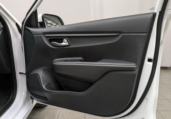 Подержанный автомобиль Kia Rio Sedan 2021 года (22 фото)