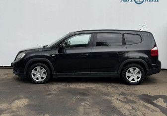 Подержанный автомобиль Chevrolet Orlando 2013 года (8 фото)