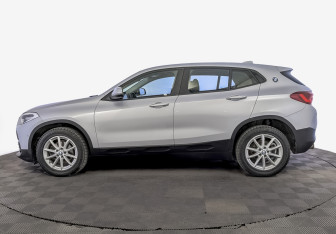 Подержанный автомобиль BMW X2 2020 года (8 фото)