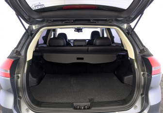 Подержанный автомобиль Geely Atlas 2019 года (9 фото)