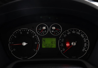 Подержанный автомобиль Ford Fusion 2007 года (7 фото)