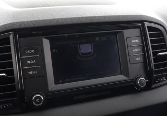 Подержанный автомобиль Skoda Karoq 2020 года (14 фото)