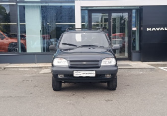 Подержанный автомобиль Chevrolet Niva 2008 года (2 фото)