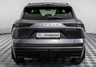 Подержанный автомобиль Jetour Dashing 2023 года (6 фото)