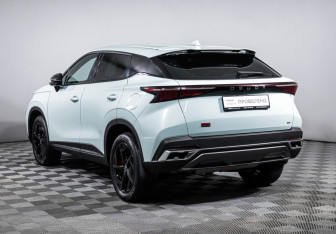 Подержанный автомобиль Omoda C5 2023 года (7 фото)
