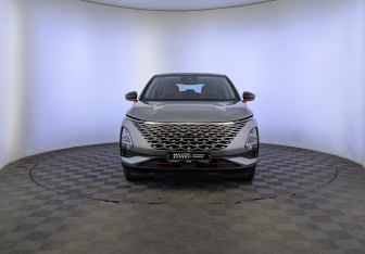 Подержанный автомобиль Omoda C5 2023 года (2 фото)