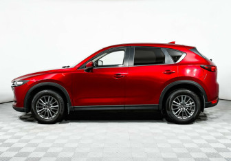 Подержанный автомобиль Mazda CX-5 2017 года (3 фото)