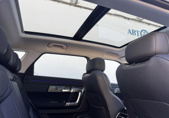Подержанный автомобиль Jaecoo J7 2024 года (12 фото)