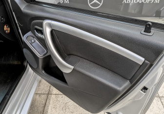 Подержанный автомобиль Nissan Terrano 2021 года (23 фото)