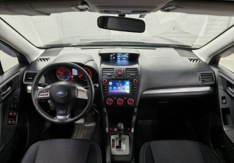 Подержанный автомобиль Subaru Forester Suv 2014 года (11 фото)