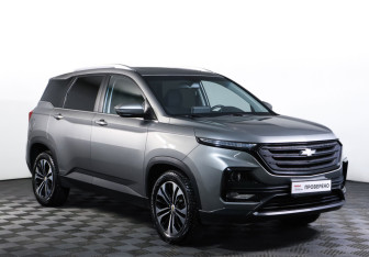 Подержанный автомобиль Chevrolet Captiva 2022 года (3 фото)