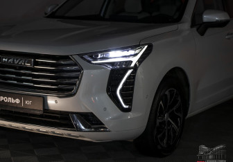 Подержанный автомобиль Haval Jolion 2023 года (34 фото)