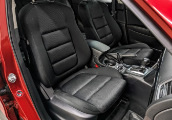 Подержанный автомобиль Mazda CX-5 2014 года (22 фото)