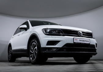 Подержанный автомобиль Volkswagen Tiguan 2018 года (17 фото)