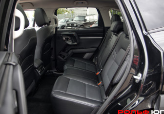 Подержанный автомобиль Haval H7 2025 года (8 фото)