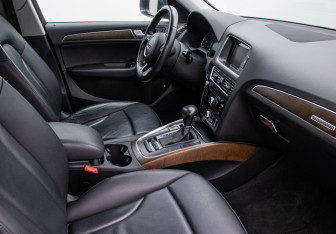 Подержанный автомобиль Audi Q5 2014 года (9 фото)
