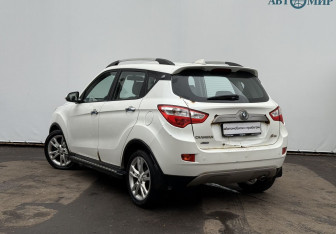 Подержанный автомобиль Changan CS35 2014 года (7 фото)