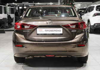 Подержанный автомобиль Mazda 3 Sedan 2014 года (5 фото)