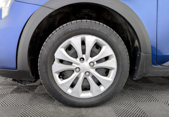 Подержанный автомобиль Kia Rio Hatchback 2021 года (18 фото)