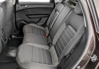 Подержанный автомобиль Renault Arkana 2020 года (12 фото)