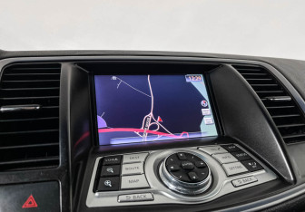 Подержанный автомобиль Nissan Teana 2012 года (18 фото)