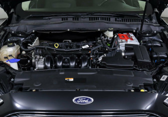 Подержанный автомобиль Ford Mondeo Sedan 2018 года (5 фото)