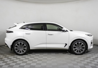 Подержанный автомобиль Changan UNI-K 2023 года (4 фото)