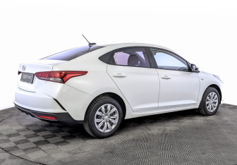 Подержанный автомобиль Hyundai Solaris Sedan 2020 года (5 фото)