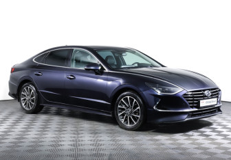 Подержанный автомобиль Hyundai Sonata 2020 года (3 фото)