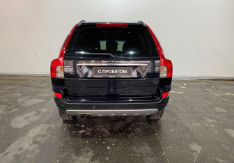 Подержанный автомобиль Volvo XC90 2009 года (5 фото)
