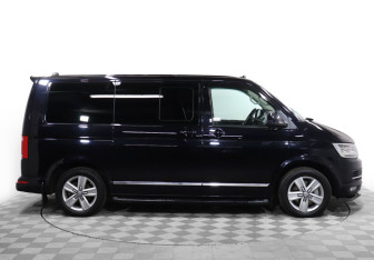 Подержанный автомобиль Volkswagen Multivan 2019 года (4 фото)