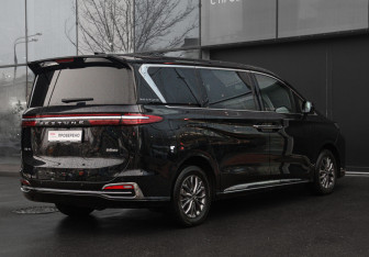 Подержанный автомобиль FAW Bestune M9 2023 года (5 фото)